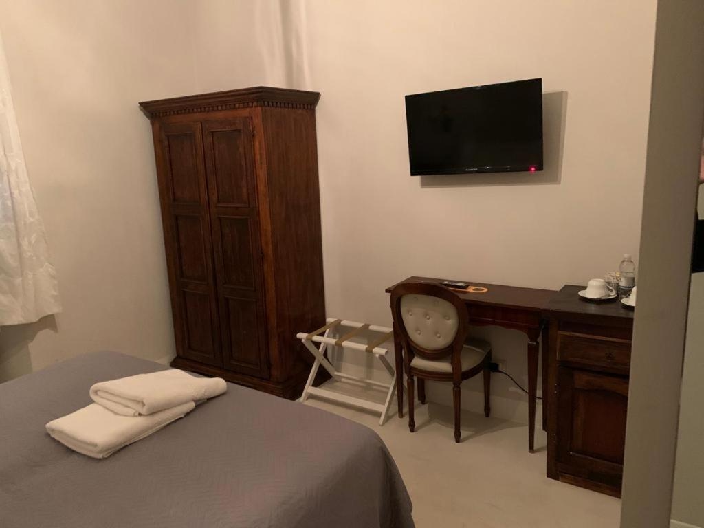 Relais Real Collegio Hotel Ноли Екстериор снимка