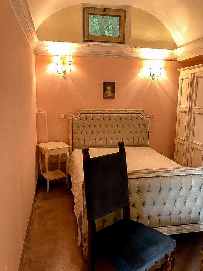 Relais Real Collegio Hotel Ноли Екстериор снимка