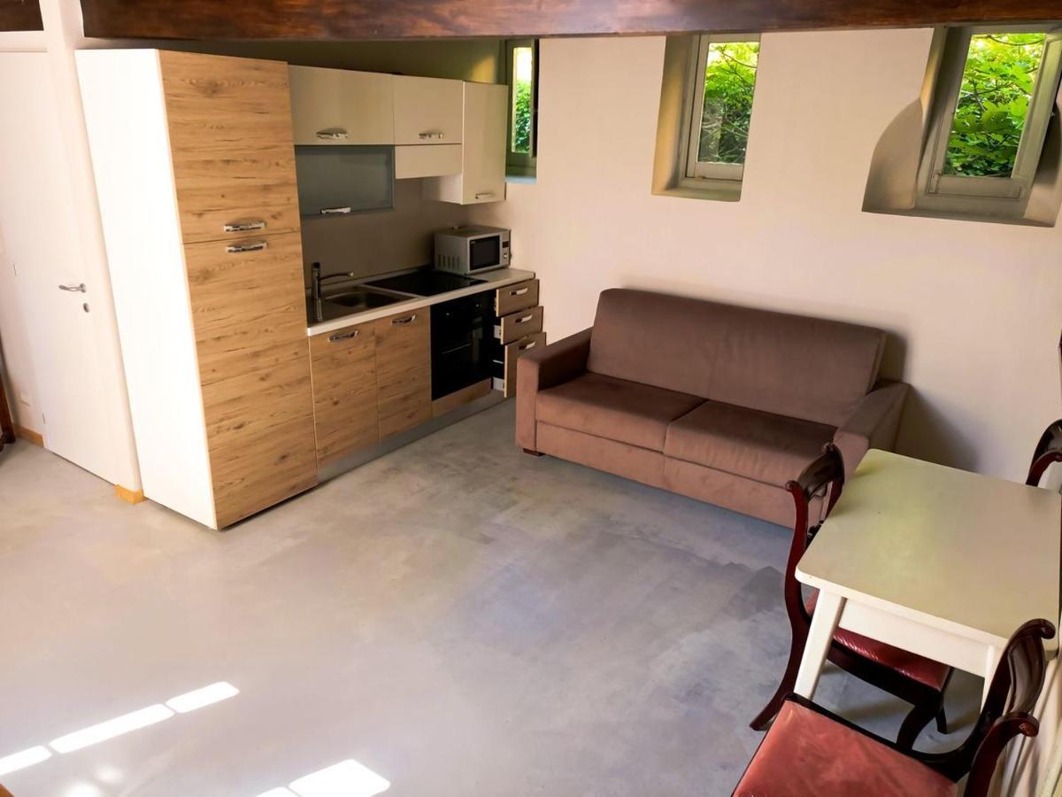 Relais Real Collegio Hotel Ноли Екстериор снимка