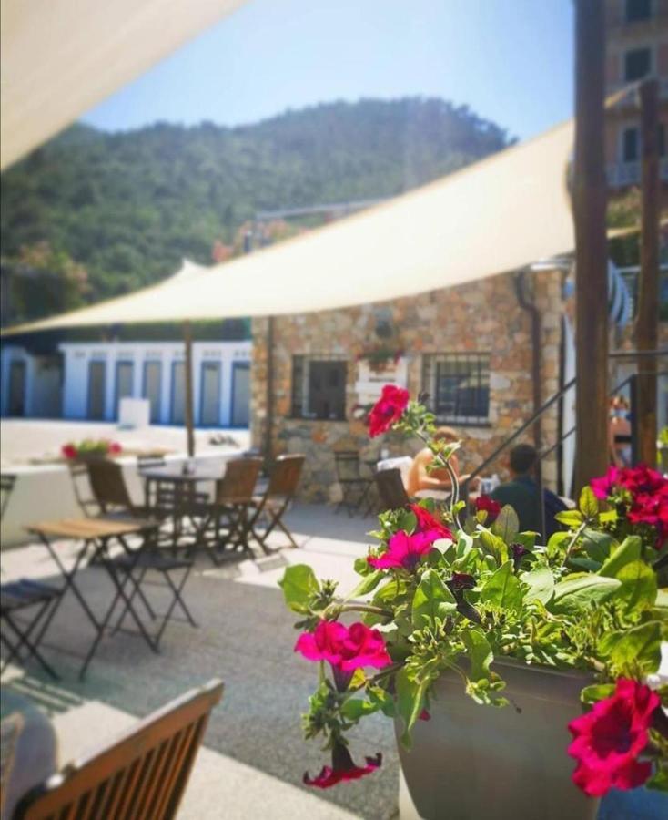 Relais Real Collegio Hotel Ноли Екстериор снимка