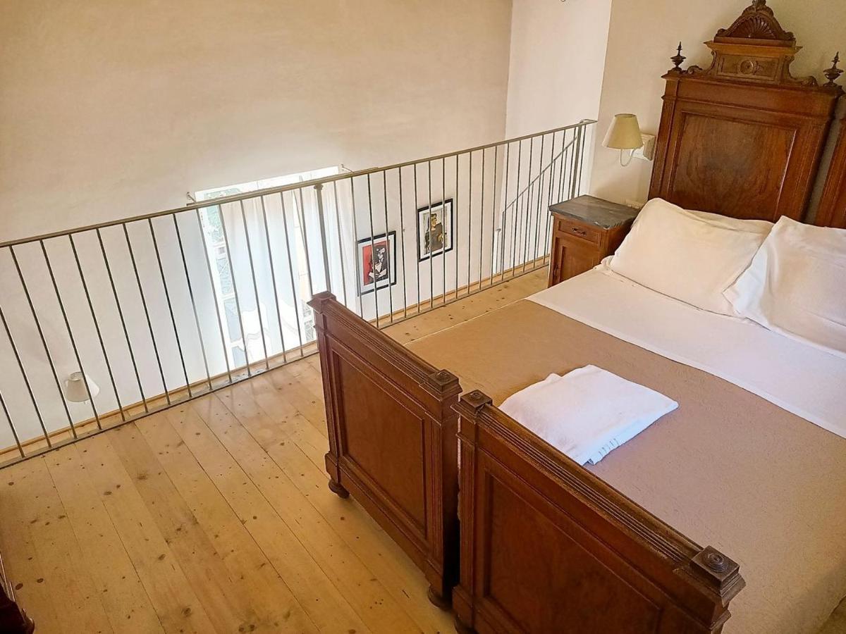 Relais Real Collegio Hotel Ноли Екстериор снимка