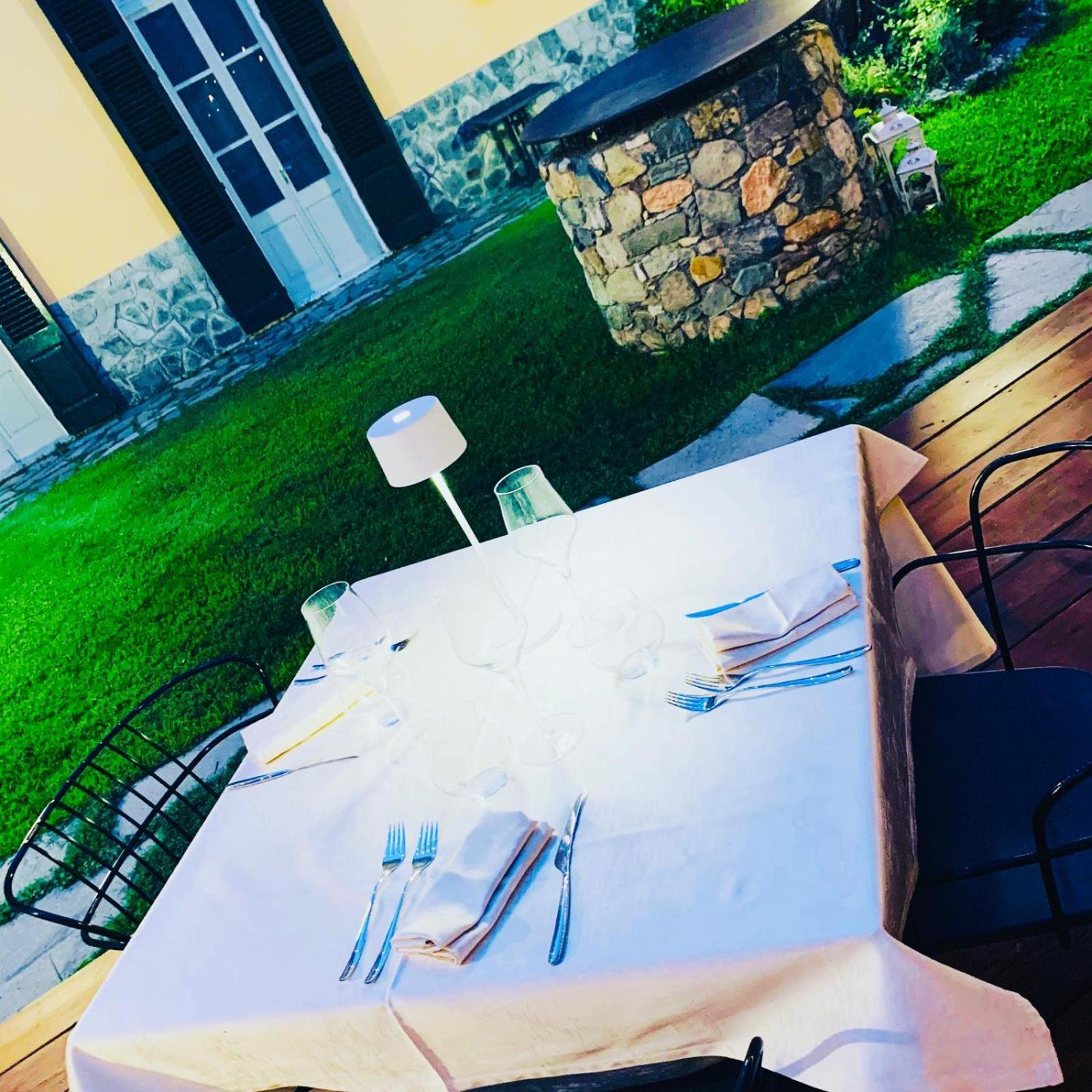 Relais Real Collegio Hotel Ноли Екстериор снимка